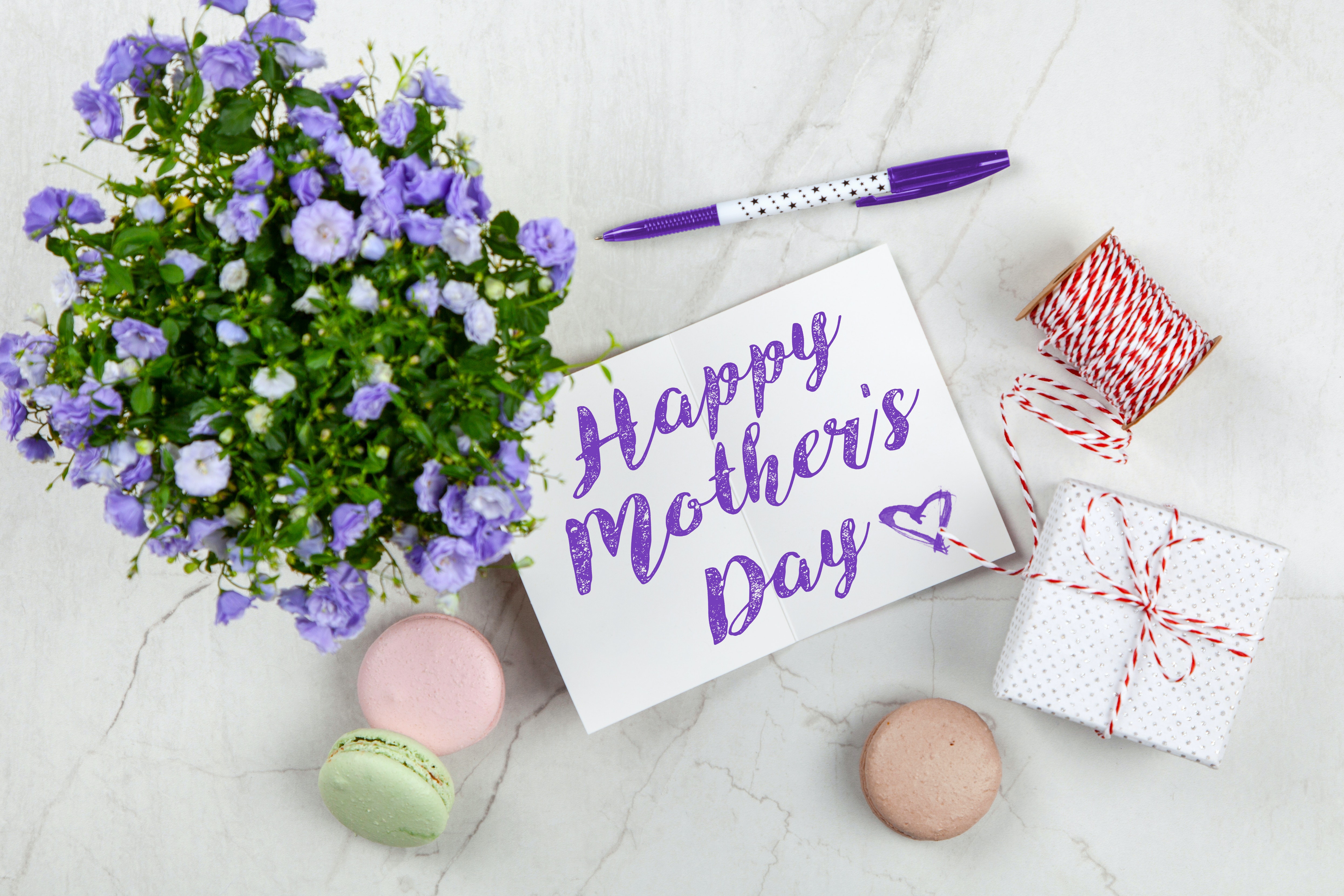 Loving Gift Ideas for Mom on Mother’s Day