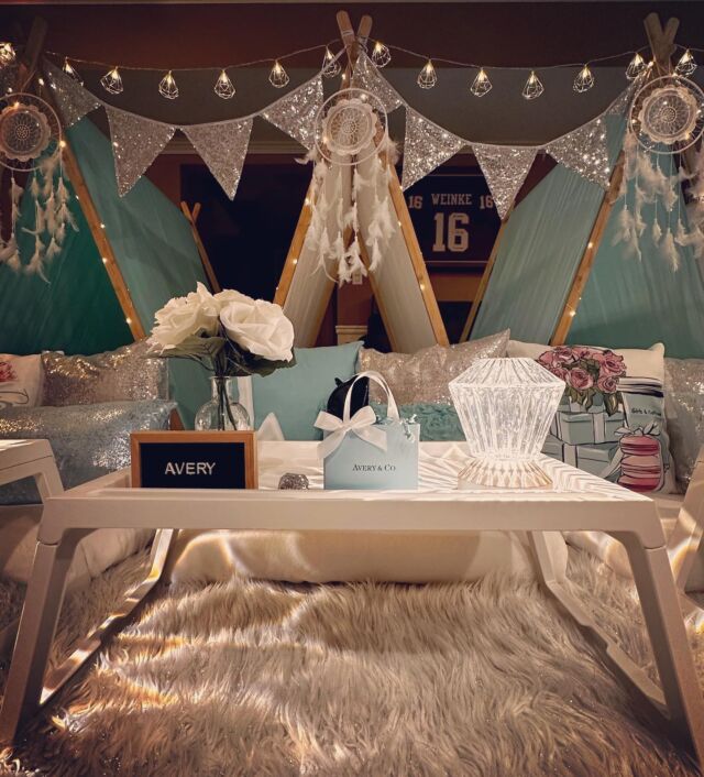 We are running a special for all repeat clients who reserve a party date for any event this year! Mention #clientlove when you inquire!
💎
www.sleepoversandco.com
💎
256-454-6786
